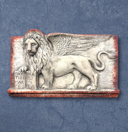 Der gehende geflügelte Markuslöwe