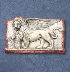 Der gehende geflügelte Markuslöwe