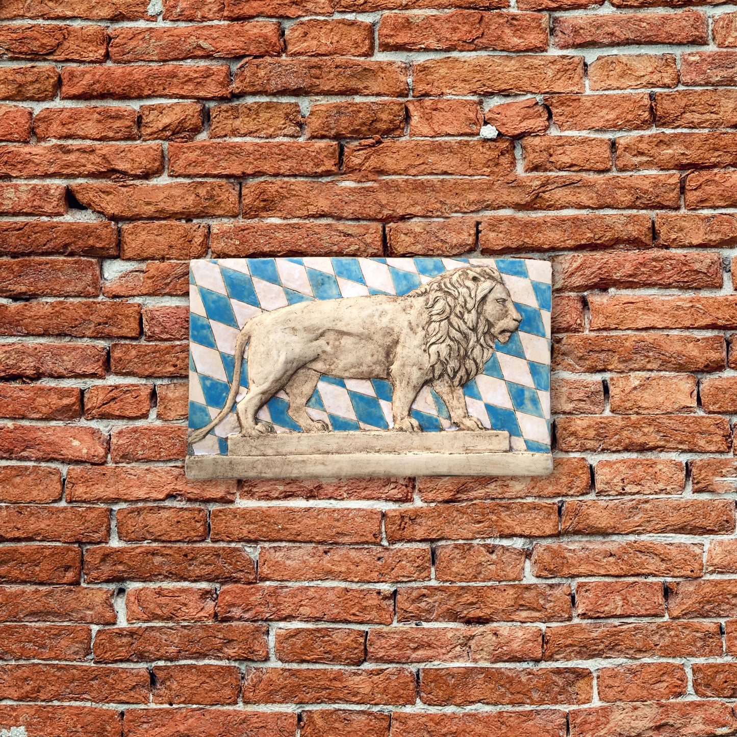 Größer Bayerischer Löwe, bemalte Skulptur aus Keramik