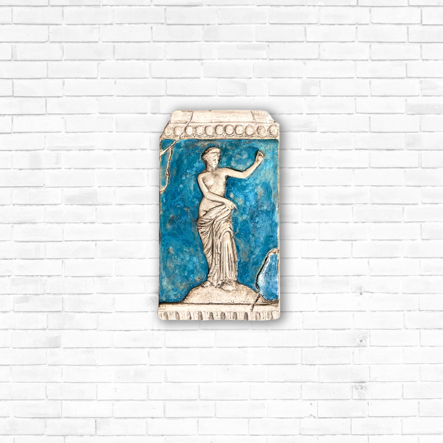 Venus, bemalte Skulptur aus Keramik