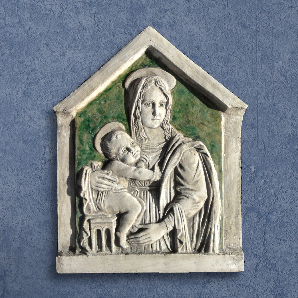 Maria Lactans - Stillende Maria, Skulptur aus bemalter Keramik