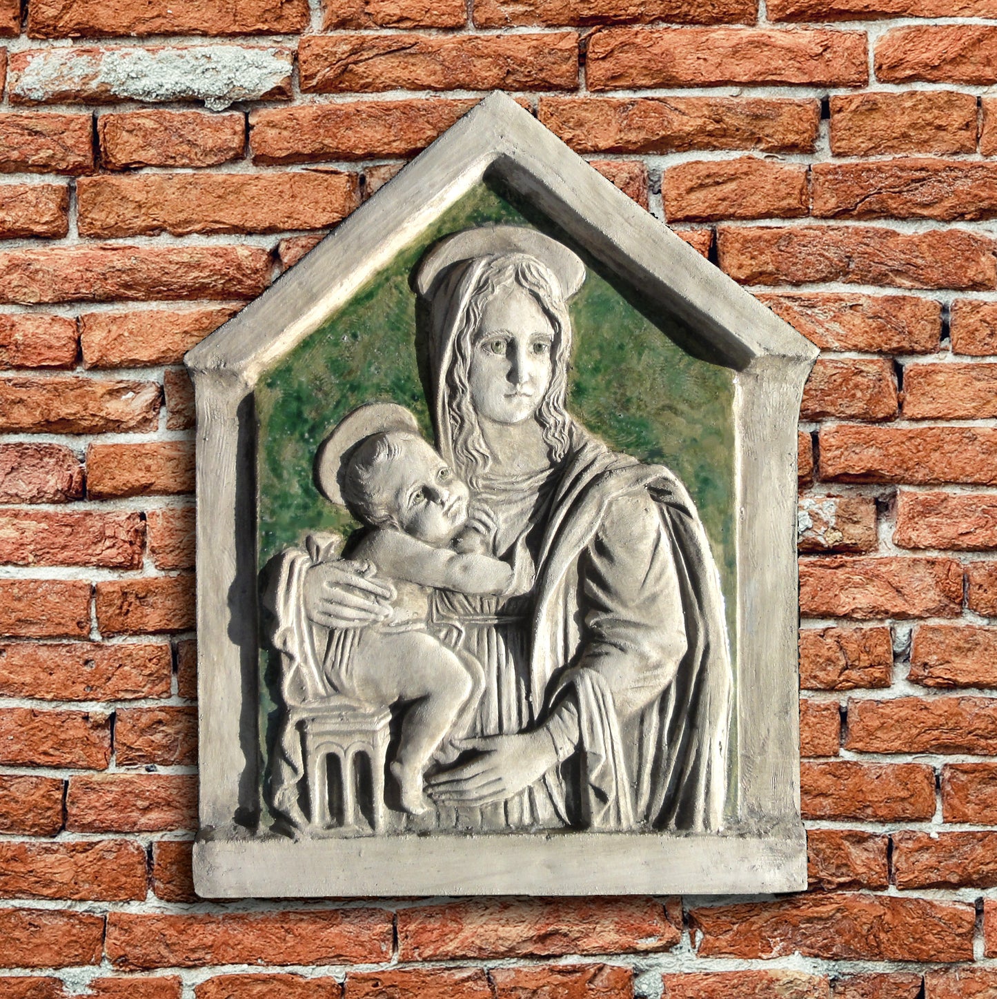 Maria Lactans - Stillende Maria, Skulptur aus bemalter Keramik