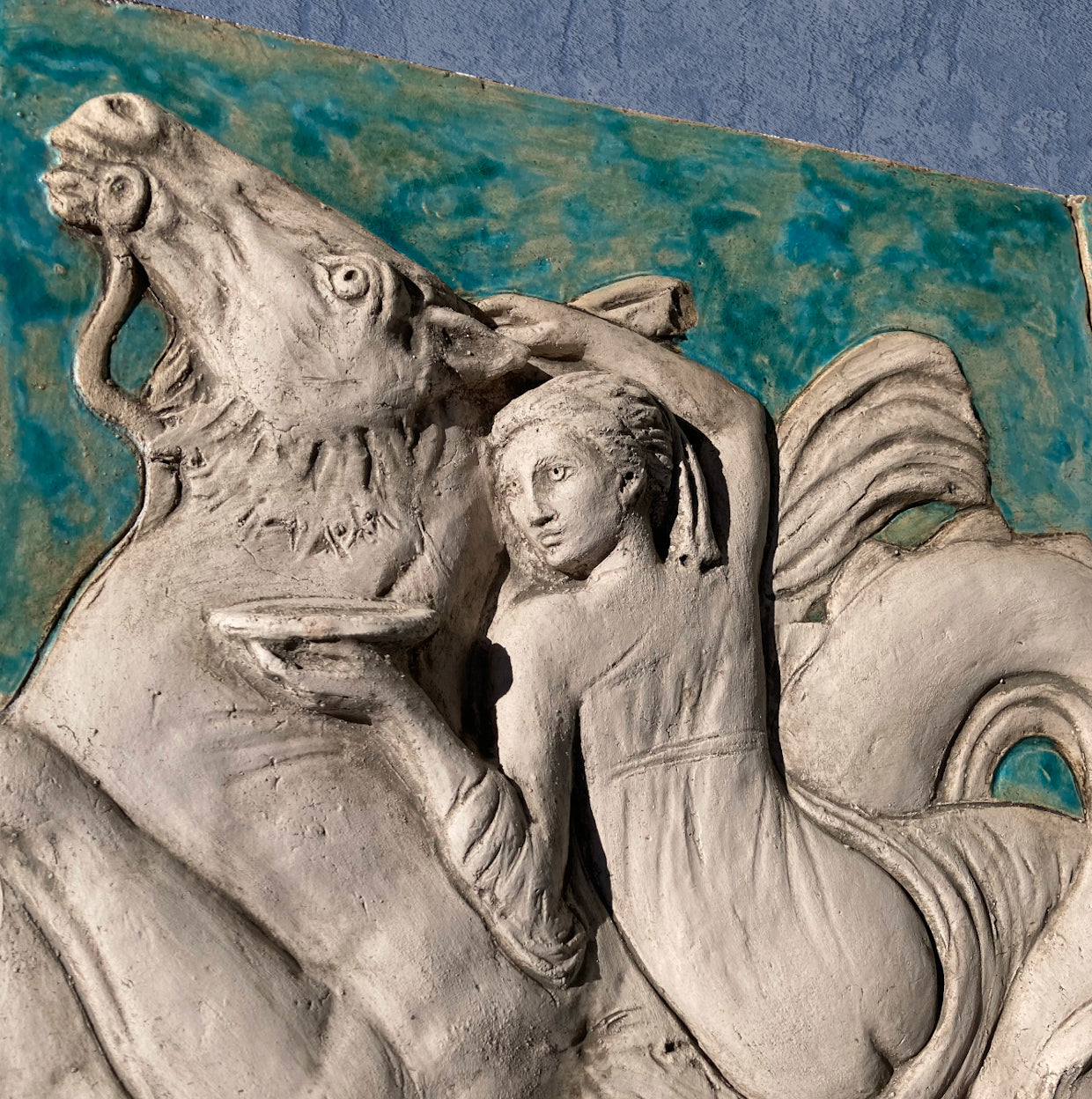 Nereides, Skulptur aus Keramik